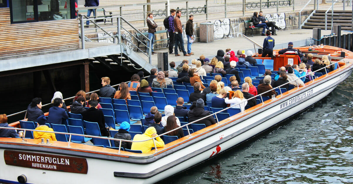 How to Start a Boat Tour Business